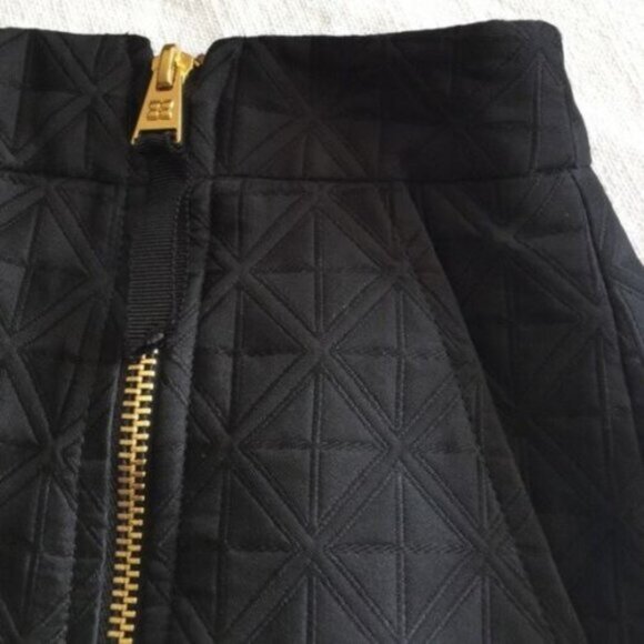 BCBG MaxAzria Black Quilted Zip Slit Mini Skirt - Picture 2 of 5